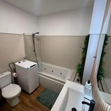 & House - Wifi - Ac - Swimming Pool - By Bedzy אלבופיירה